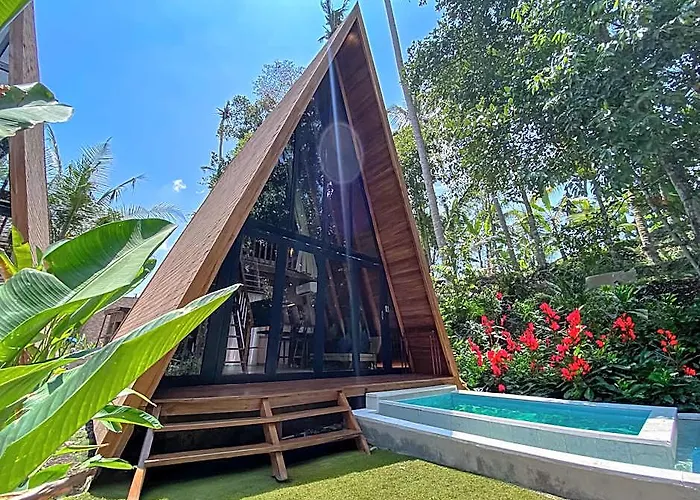 Hidden Den Ubud Hotel