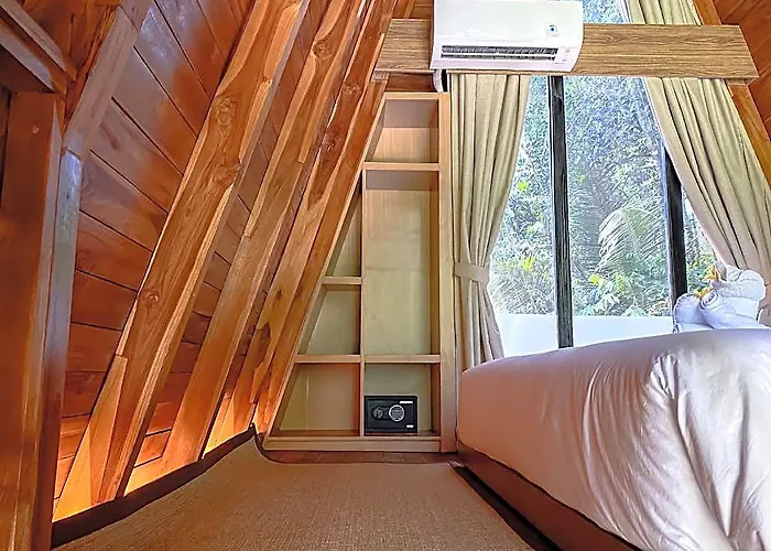 Hotel Hidden Den Ubud